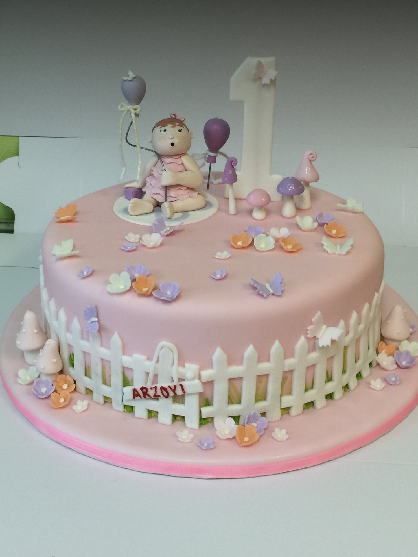 children-birthday-cake-245