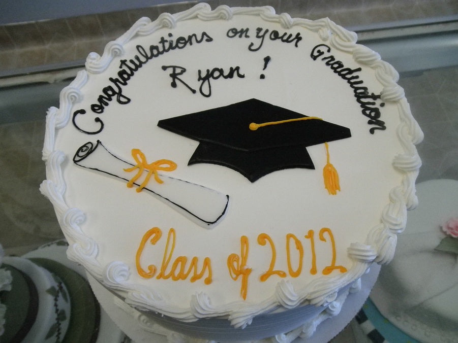 Graduation Cakes-021