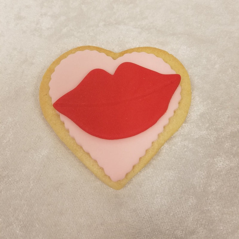Heart Cookie: Lips