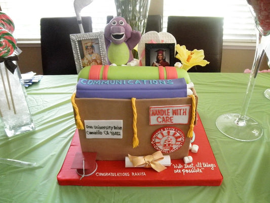 Graduation Cakes-047