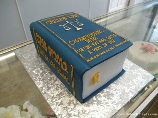 Graduation Cakes-059