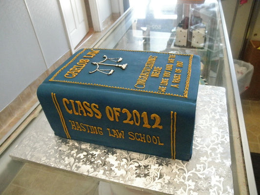 Graduation Cakes-060