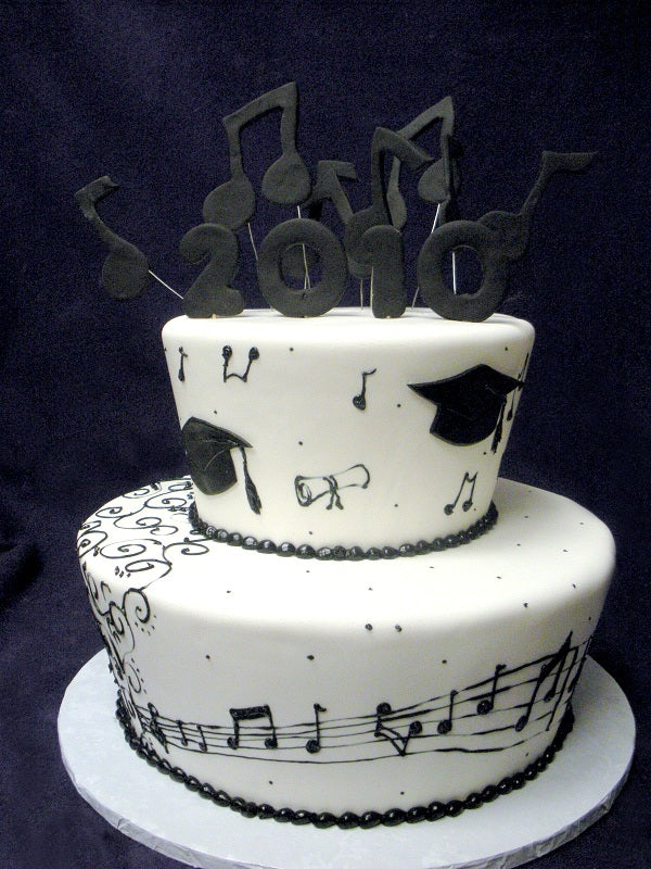 Graduation Cakes-062