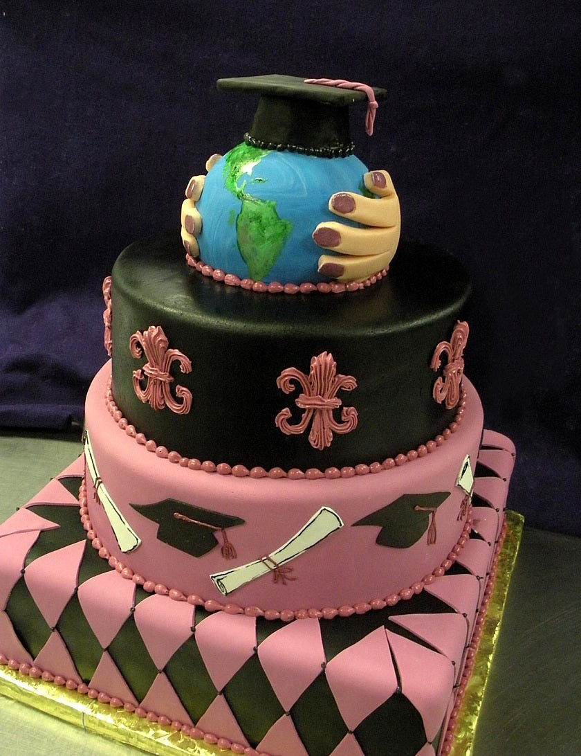 Graduation Cakes-086
