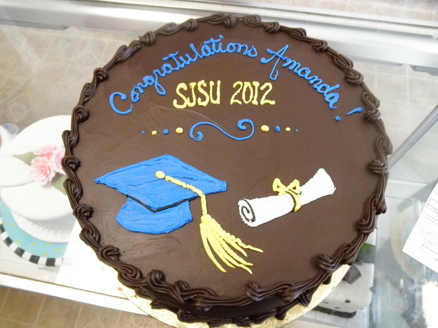 Graduation Cakes-094